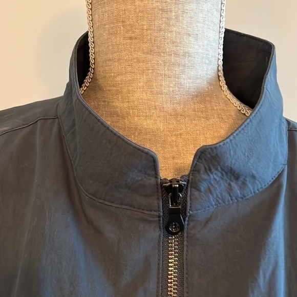 Wolf & Man blue/light blue jacket w/zipper & snap pockets. Excellent condition - Picture 5 of 9